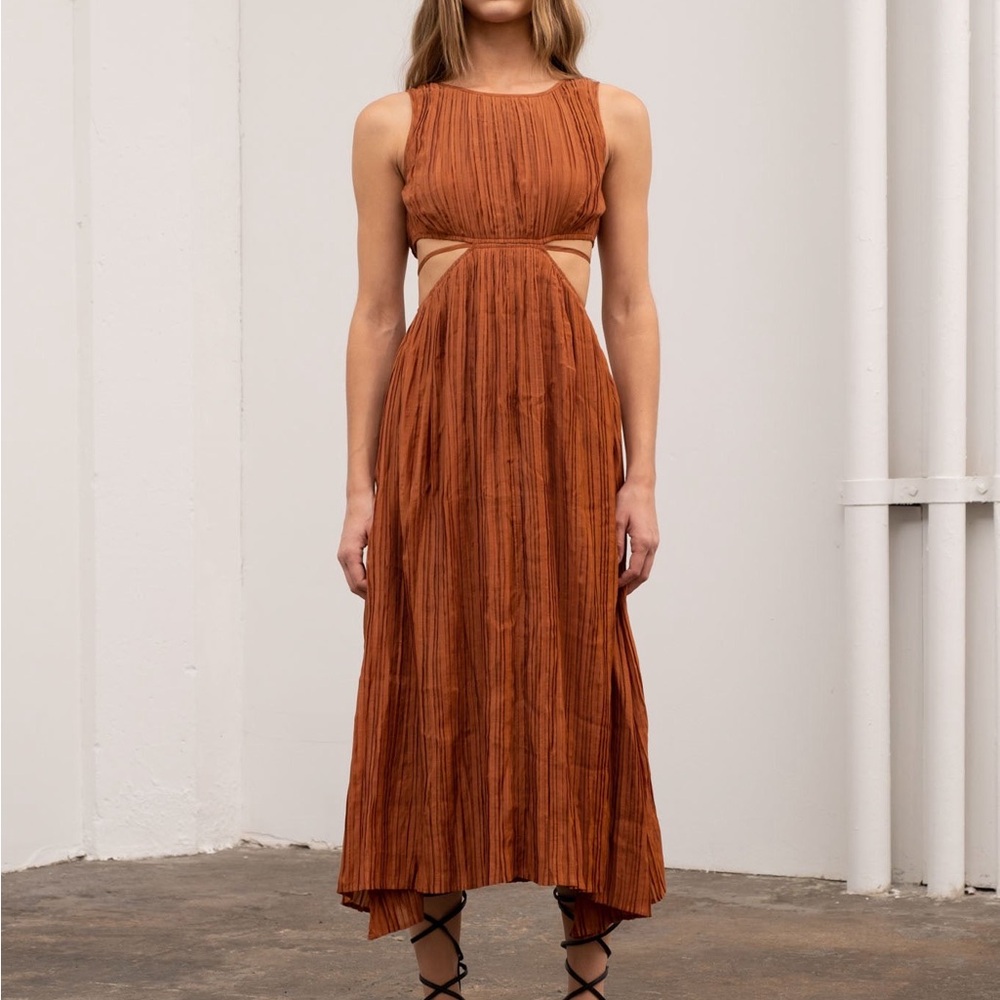 Elegant Brown Sleeveless Dress